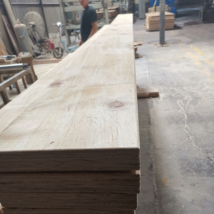 Pine core LVL scaffolding 