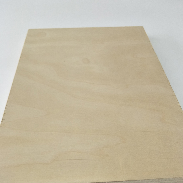 Good Quality furniture grade white birch plywood 